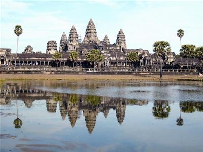Chạm vào Angkor